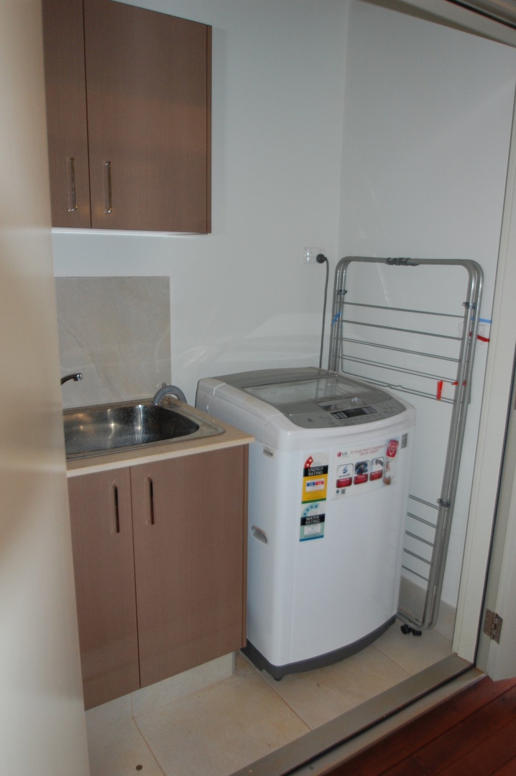 21 Foy Way BILINGURR 8