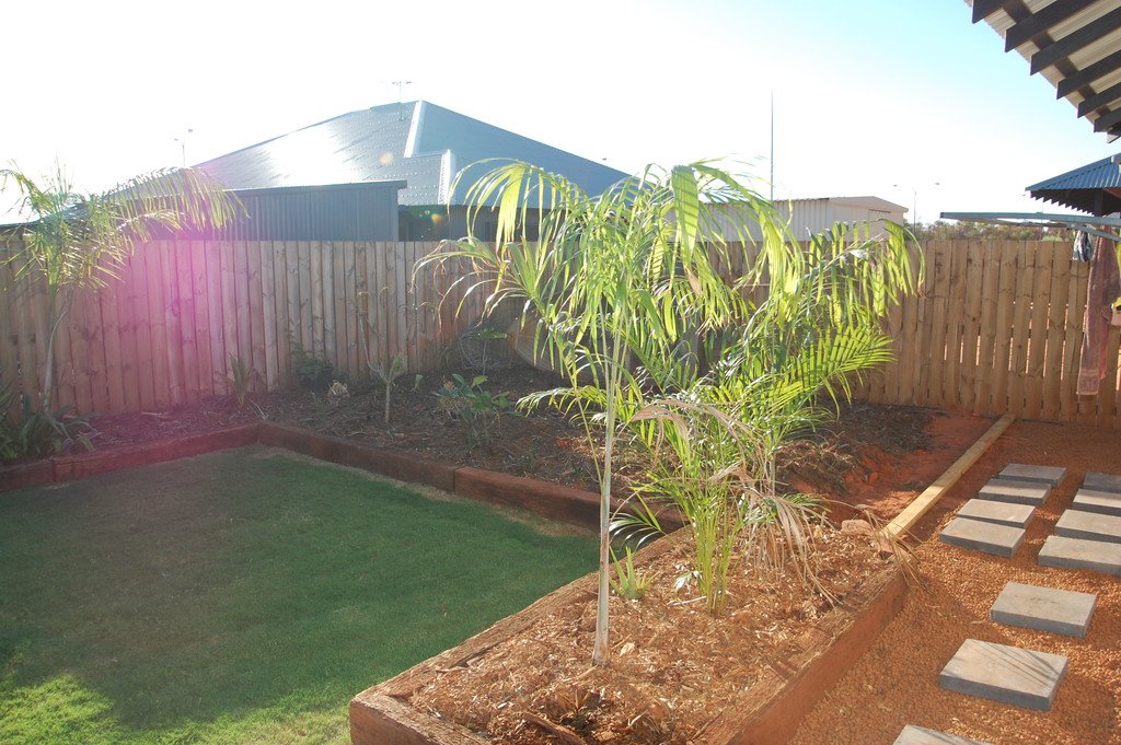 21 Foy Way BILINGURR 12