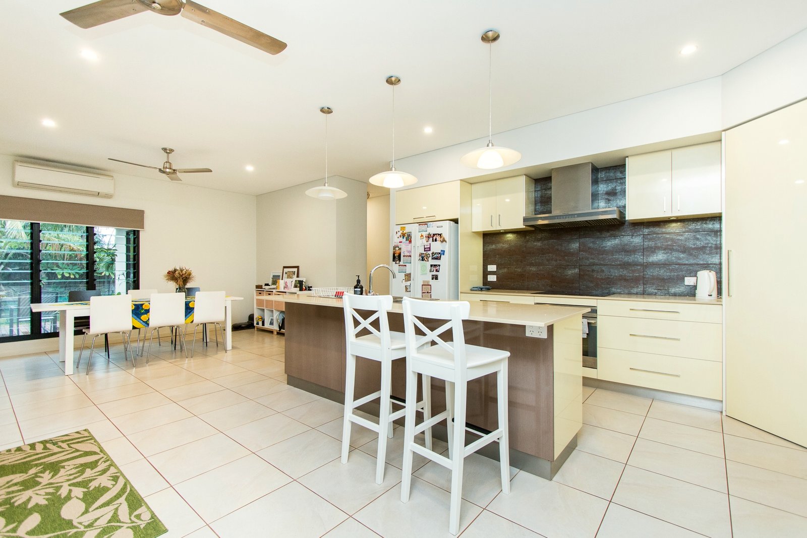 21 Foy Way BILINGURR 8