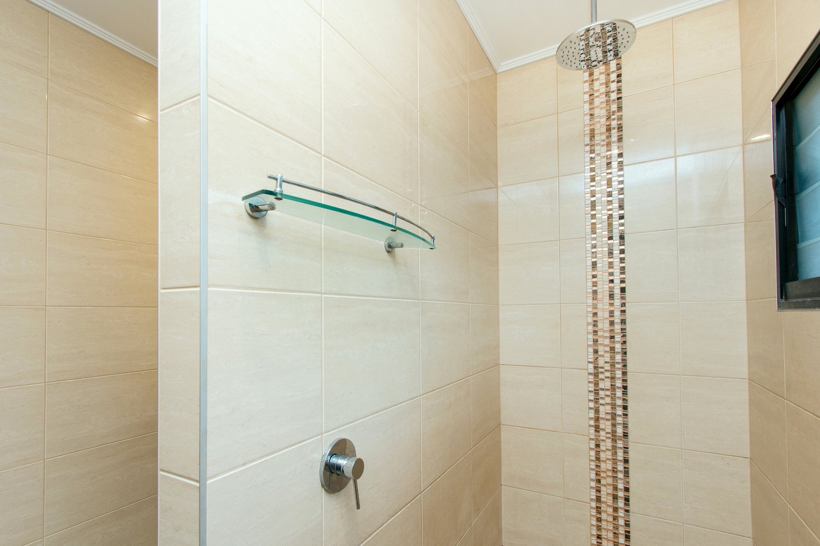 21 Foy Way BILINGURR 13