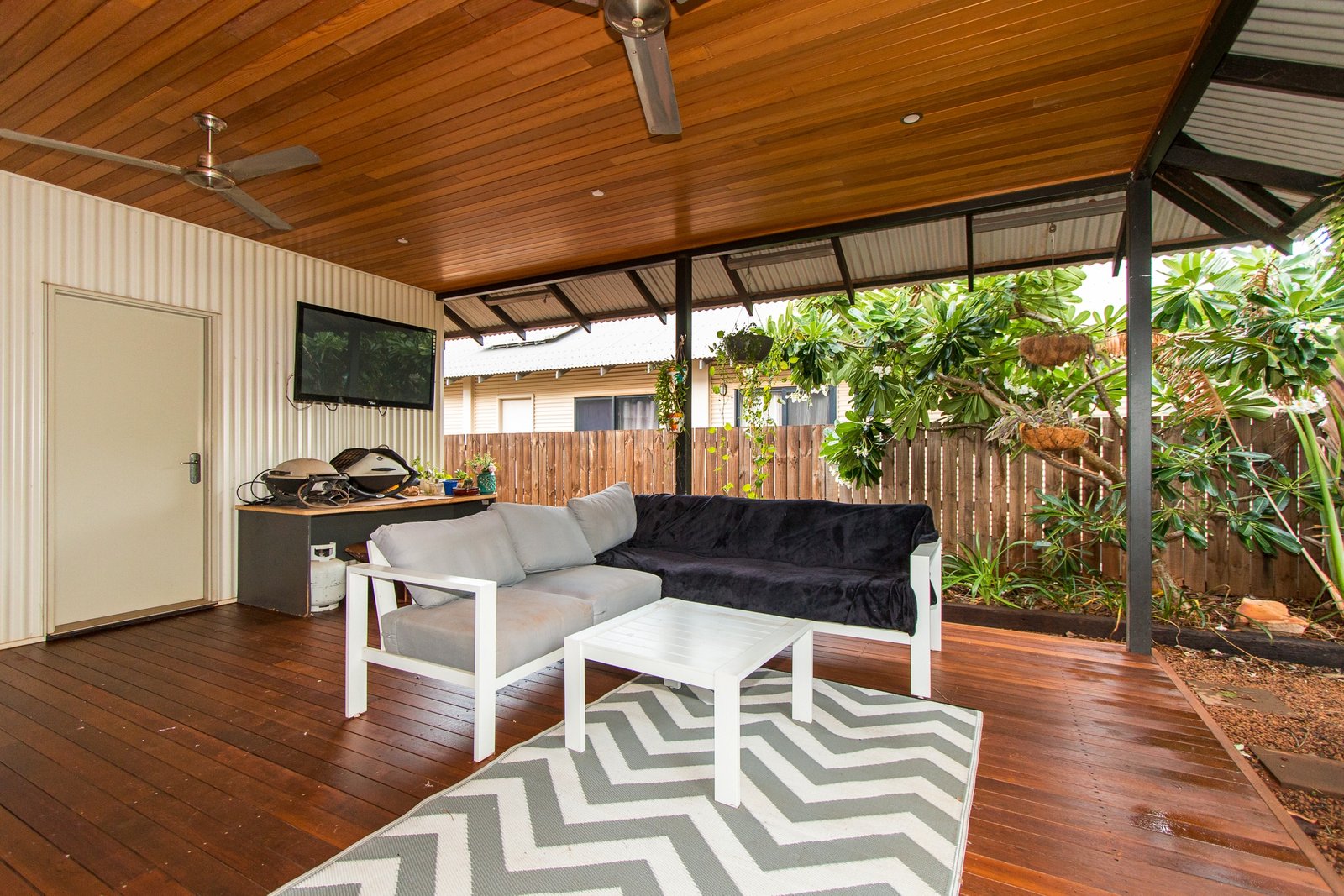 21 Foy Way BILINGURR 16