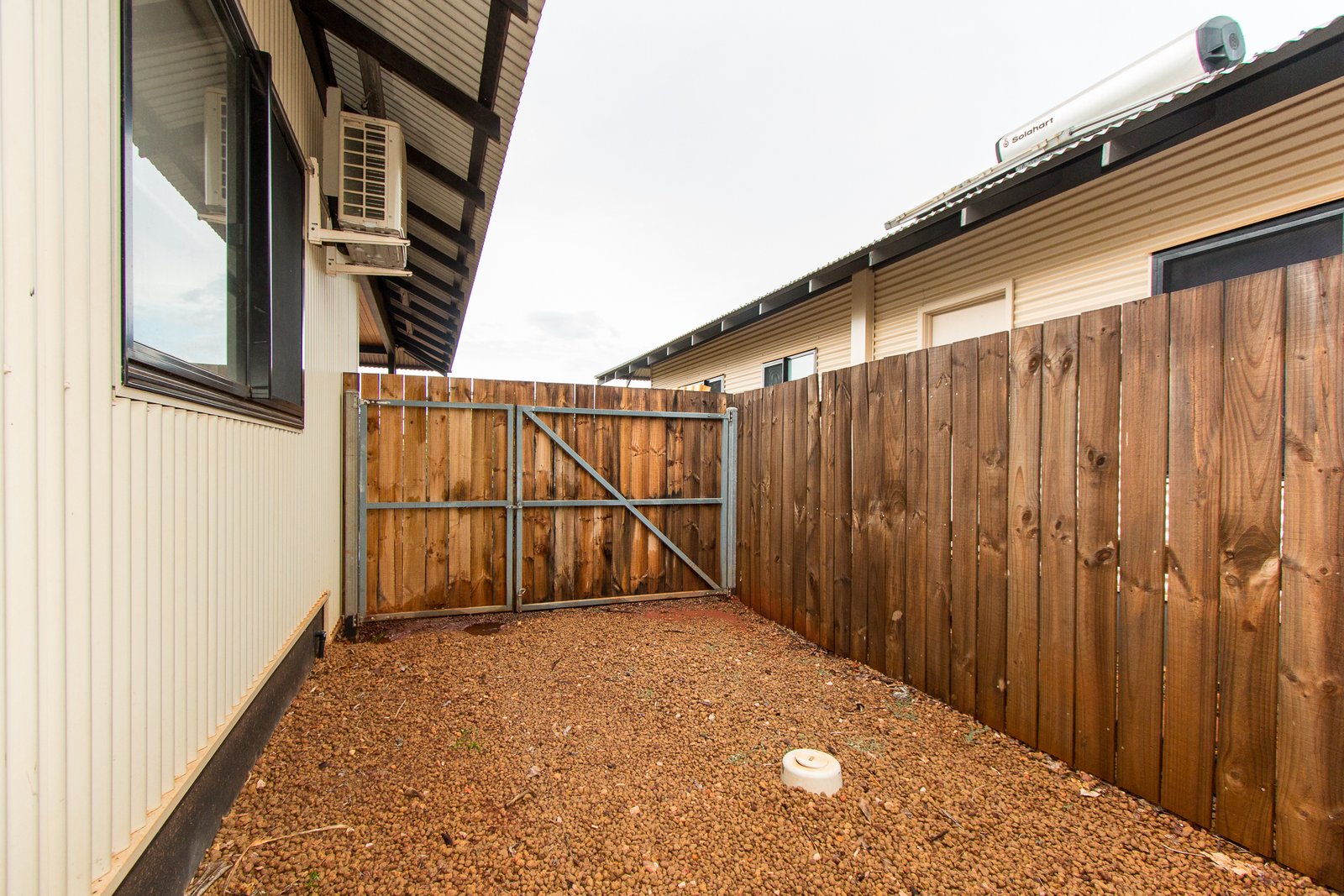 21 Foy Way BILINGURR 21