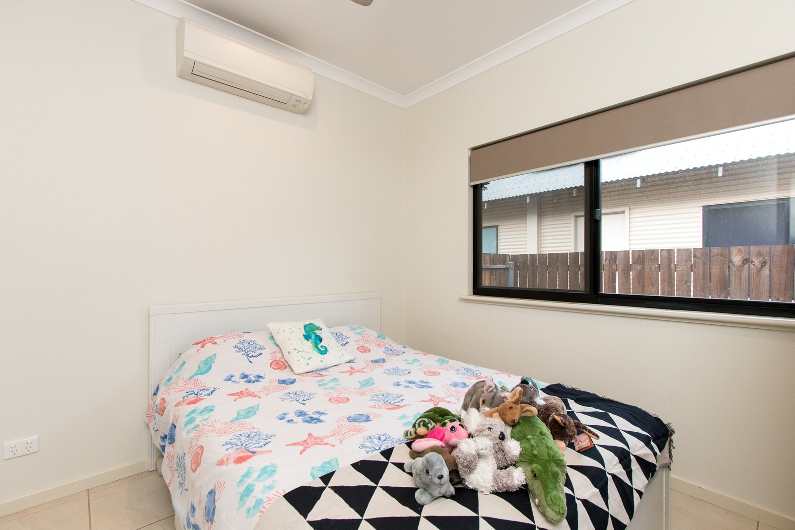 21 Foy Way BILINGURR 22