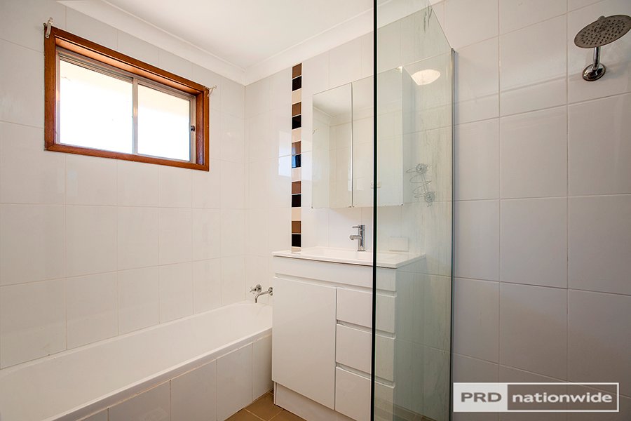 21 Garden Street TAMWORTH 7