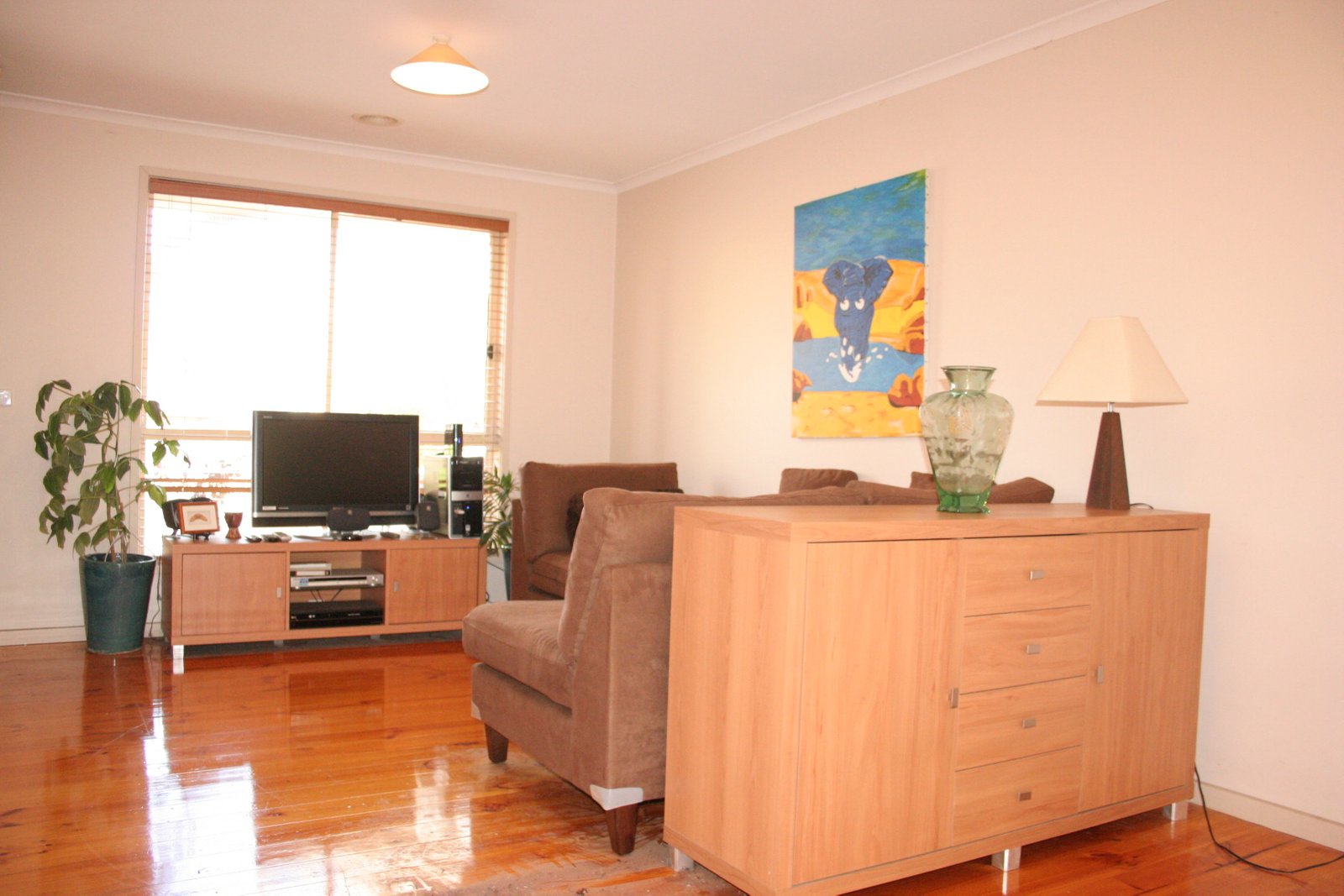 Gallery: 21 Gateway Close