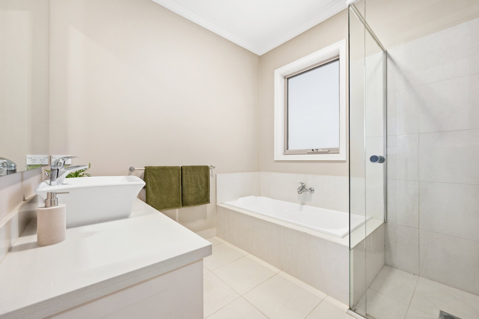 2/1 Glenluss Street, Balwyn, 3103