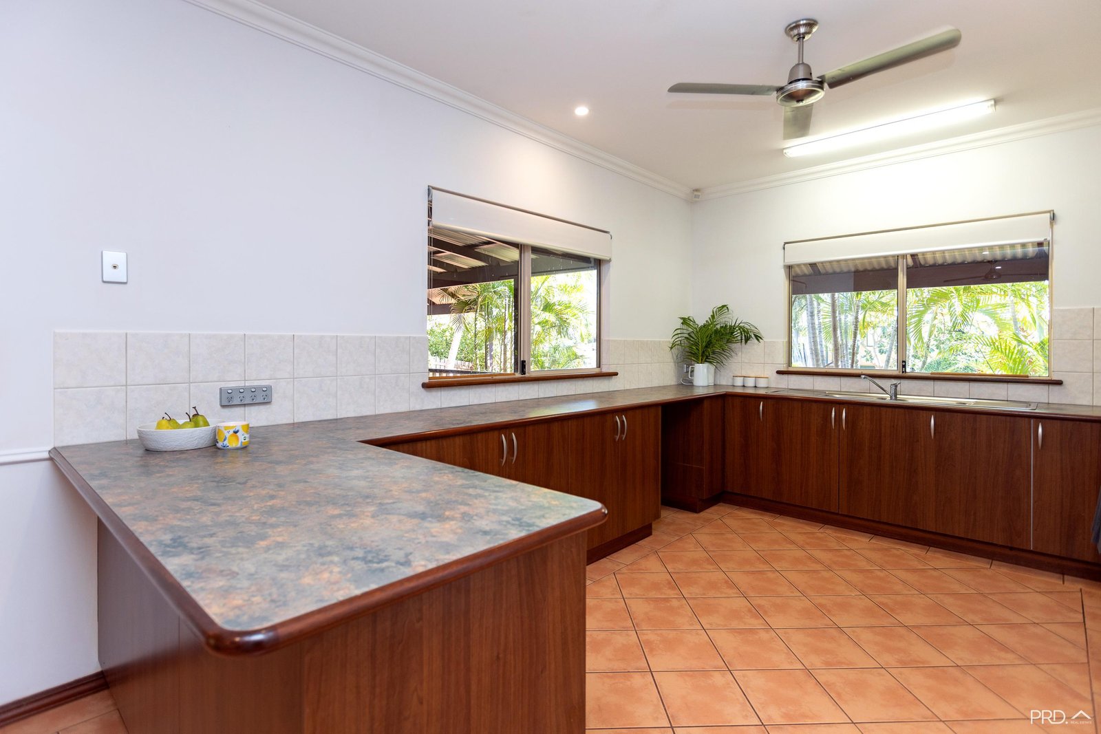 21 Godwit Crescent DJUGUN 8