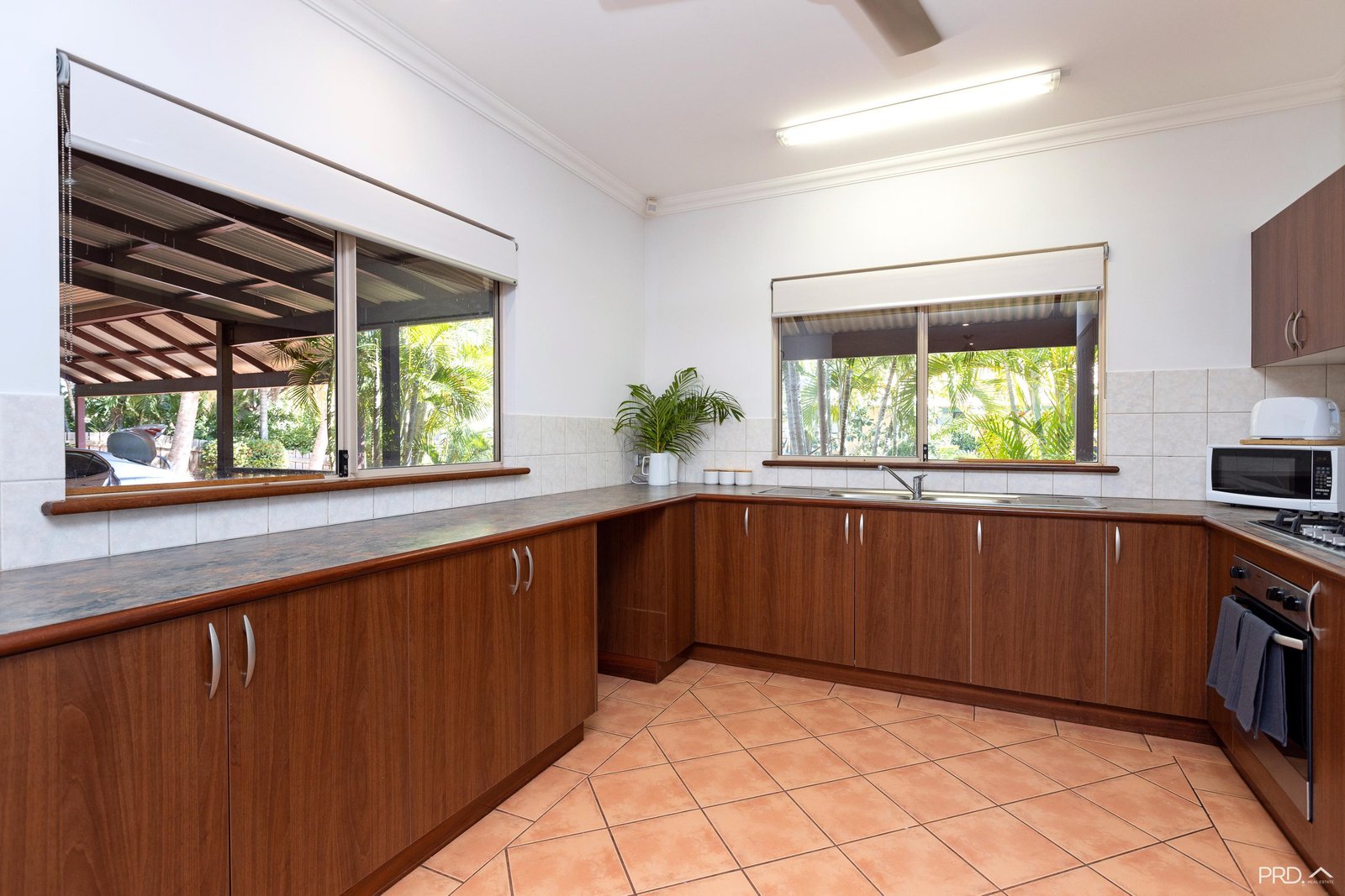 21 Godwit Crescent DJUGUN 9