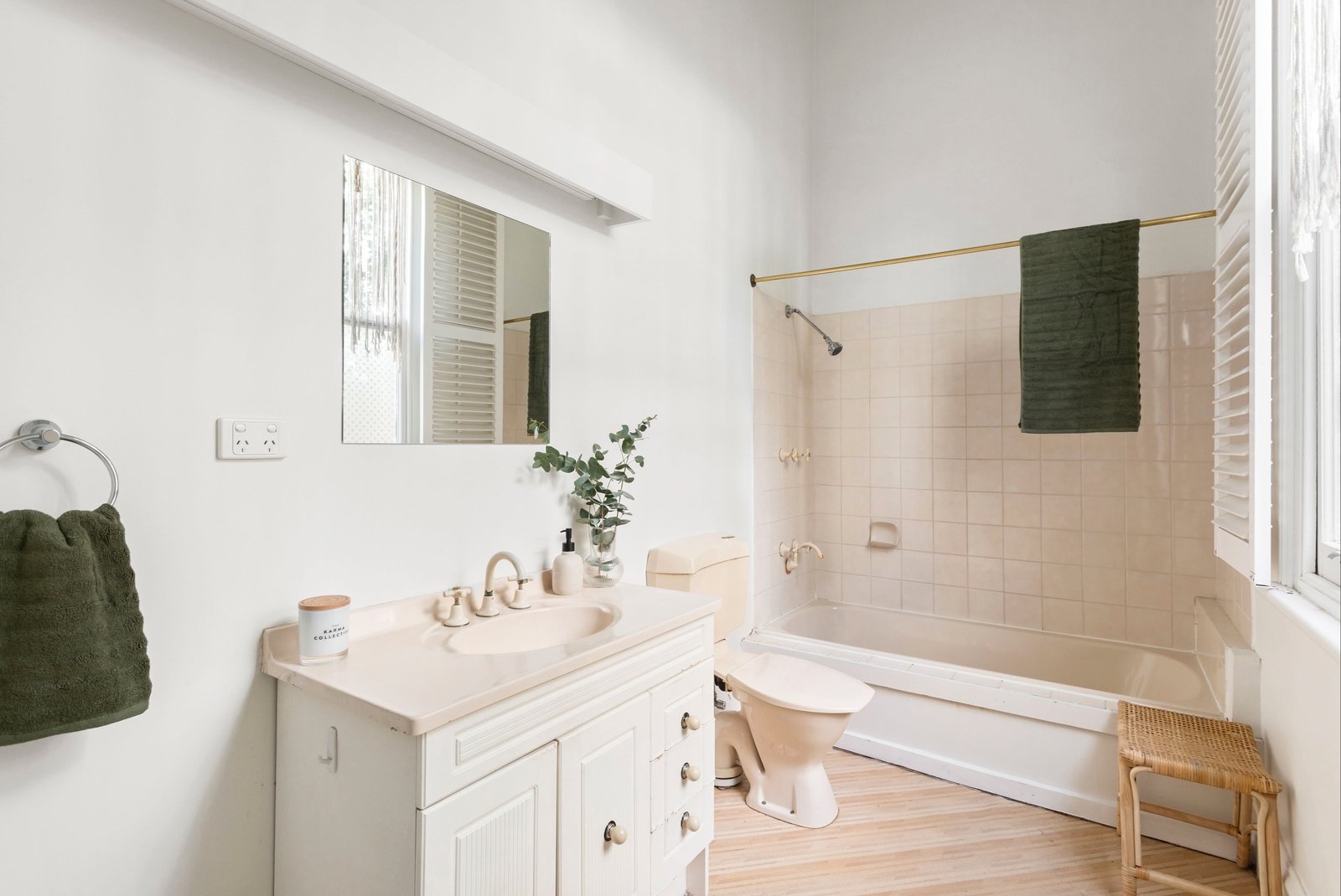 Real Estate and Property in 21 Gordon Street, Elsternwick, VIC