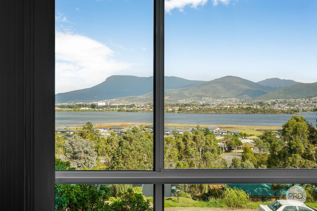 21 Grevillea Avenue OLD BEACH 6