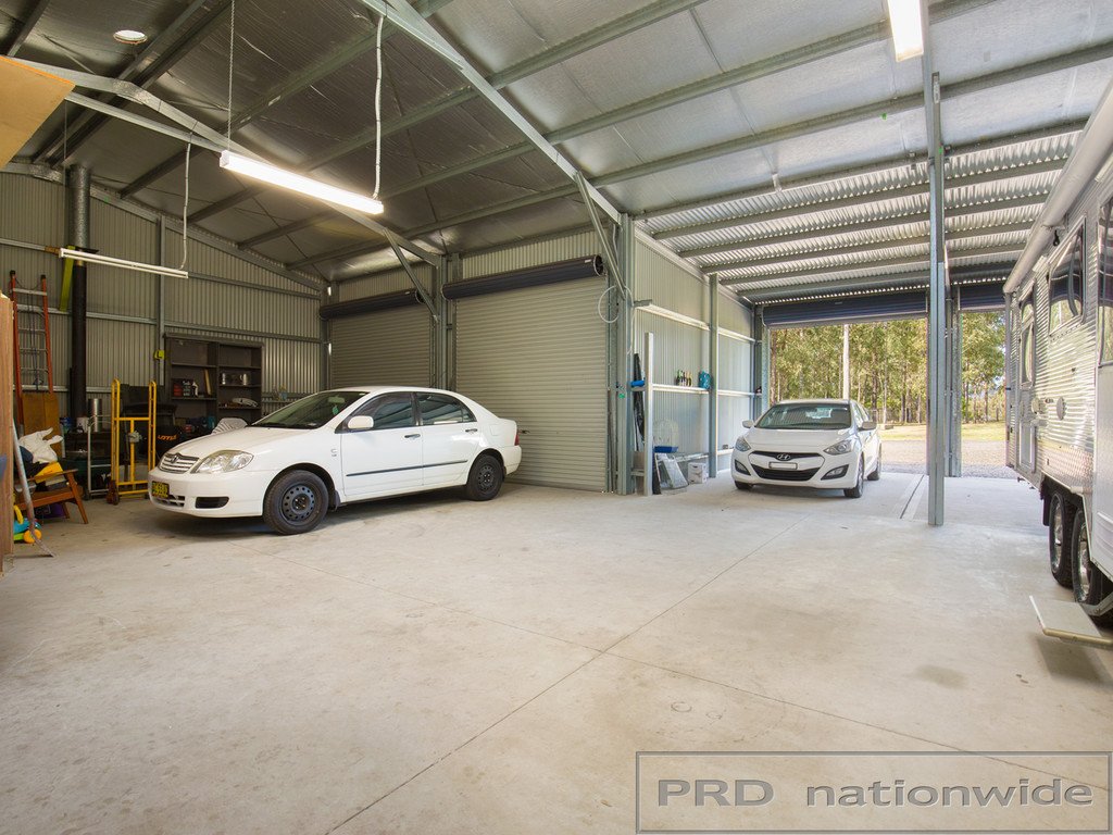 21 Grey Gum Dr  WESTON 15