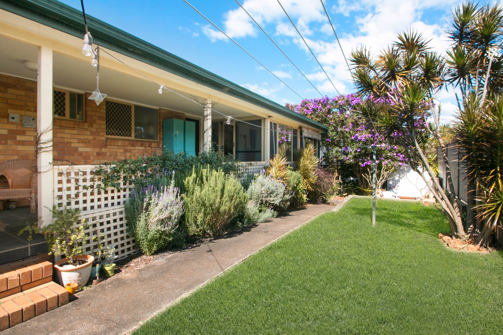 2/1 Guilfoyle Place CUDGEN 3