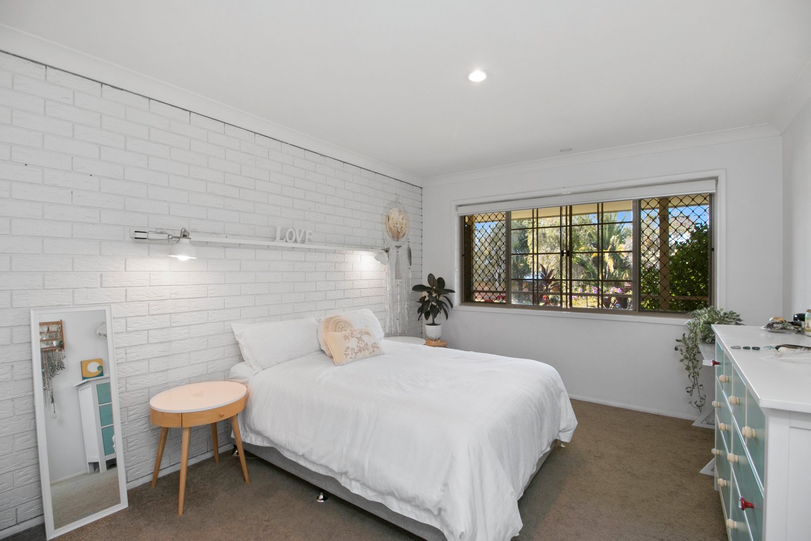2/1 Guilfoyle Place CUDGEN 9