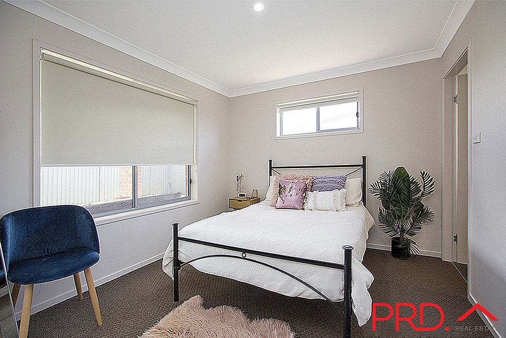 21 Gungurru Close TAMWORTH 8