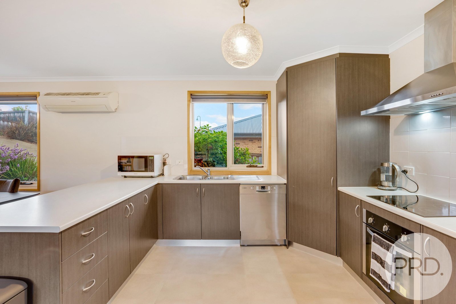 21 Hance Road HOWRAH 8