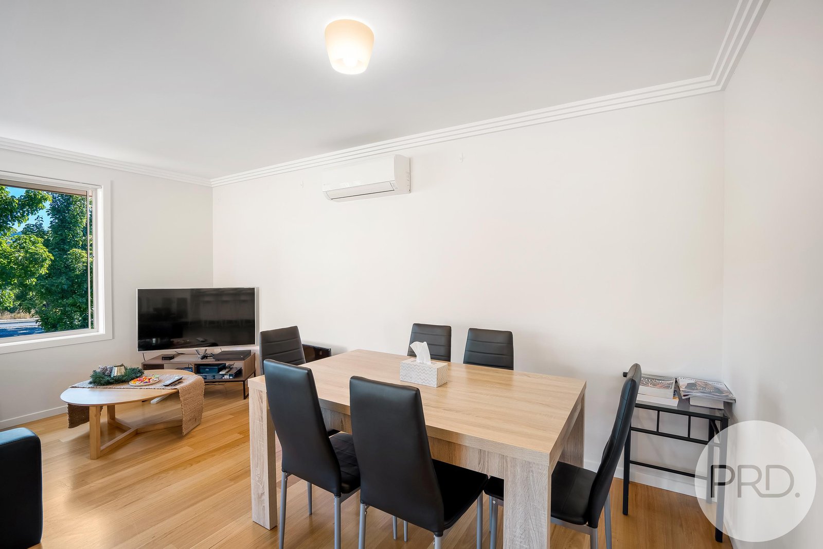 2/1 Hance Road HOWRAH 8