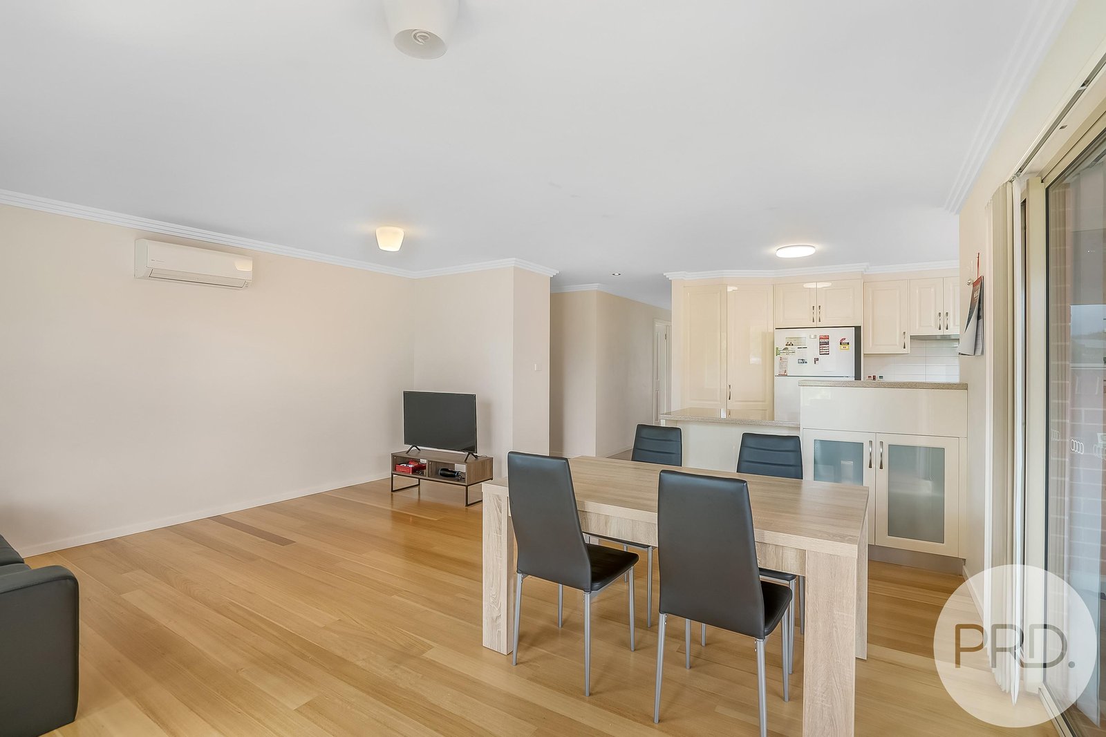 2/1 Hance Road HOWRAH 2