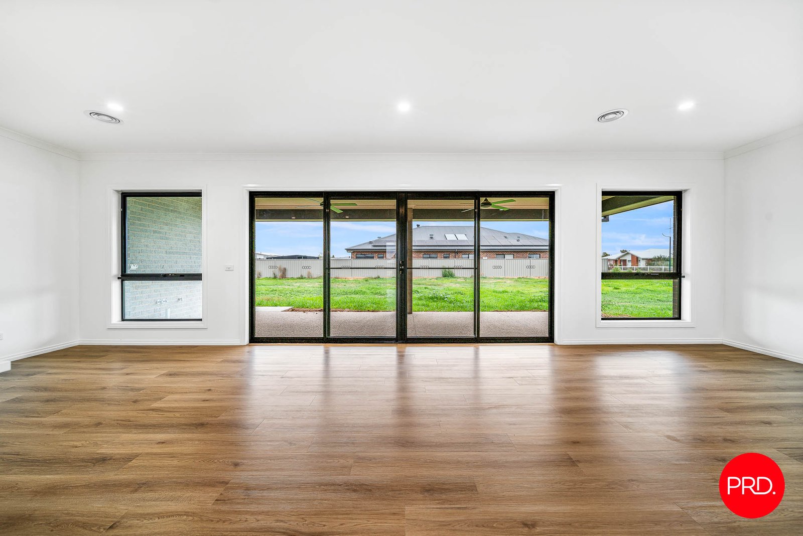 21 Henbury Street HUNTLY 9