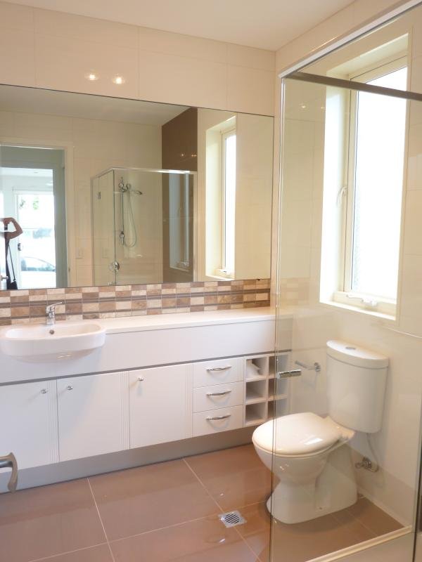Gallery: 2/1 Henry Street