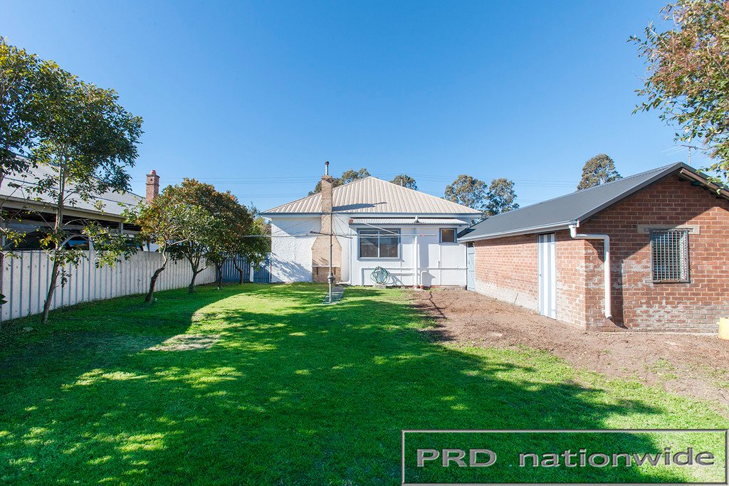 21 High Street EAST MAITLAND 4