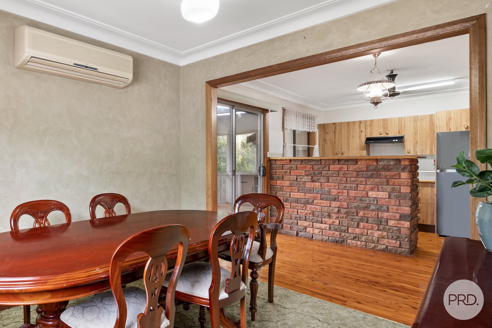 21 Hillcrest Avenue PENRITH 5
