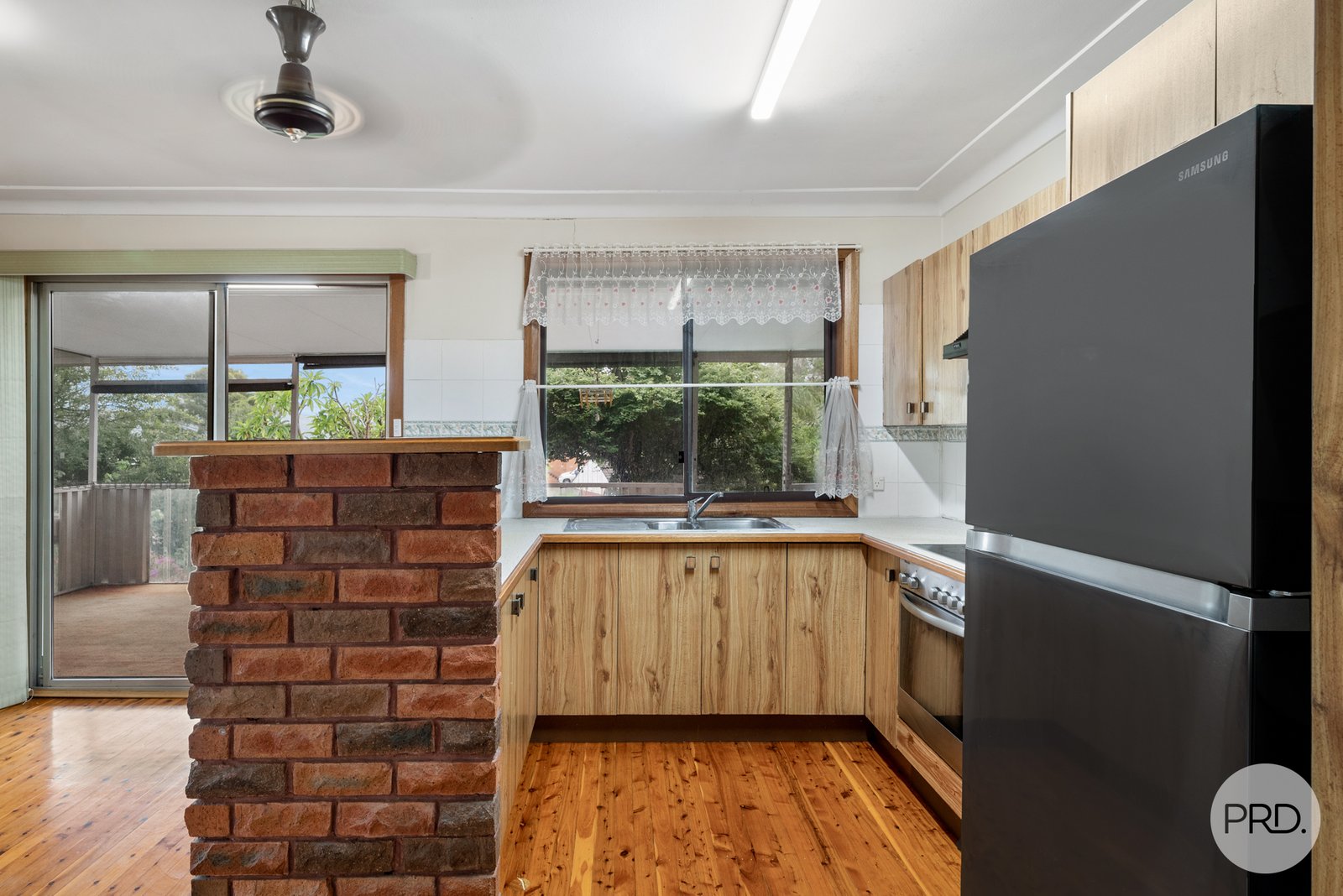 21 Hillcrest Avenue PENRITH 7
