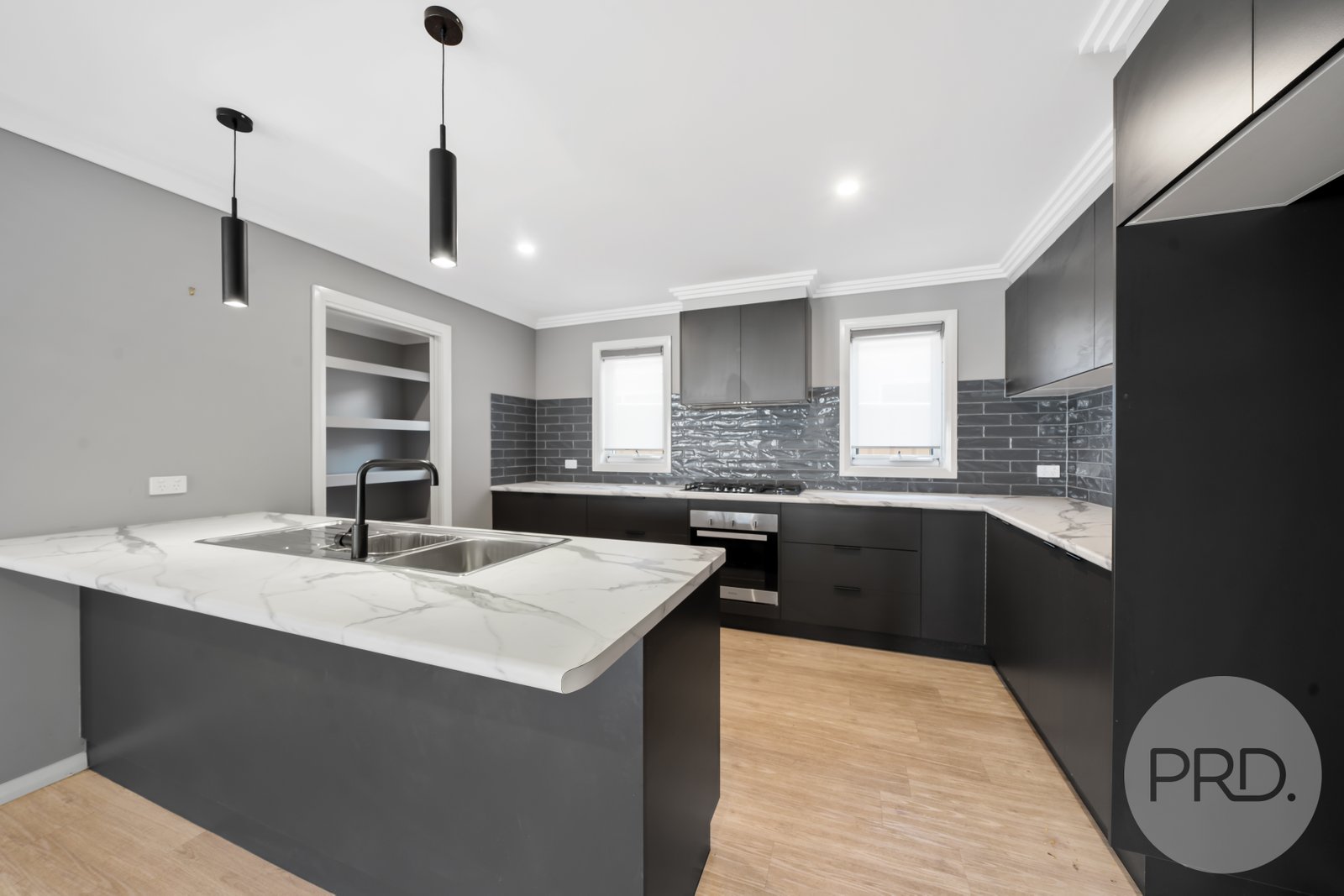 21 Hollows Crescent LLOYD 2