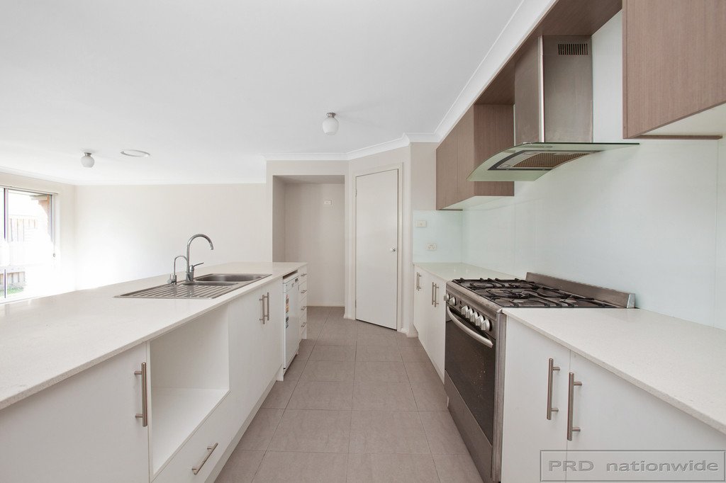 21 Honeysuckle Drive ABERGLASSLYN 5