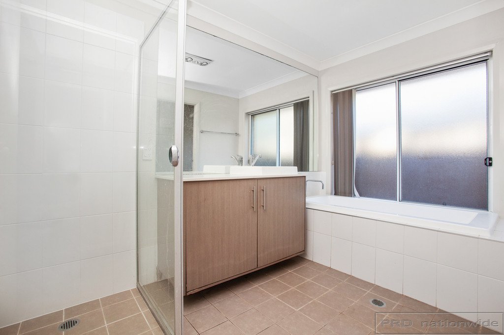 21 Honeysuckle Drive ABERGLASSLYN 6