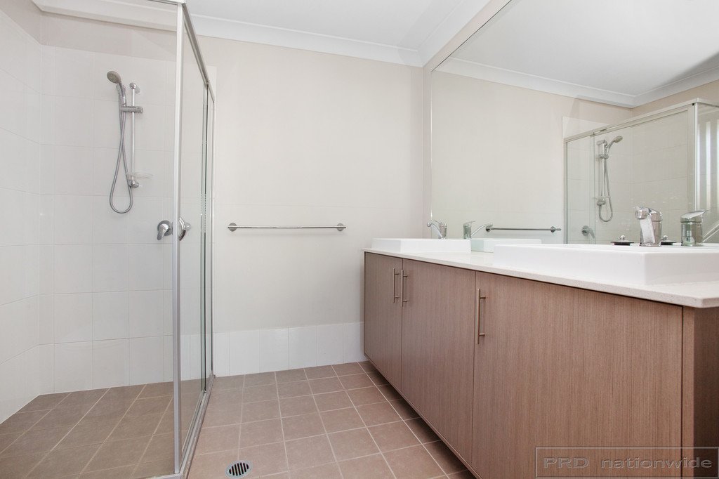 21 Honeysuckle Drive ABERGLASSLYN 7