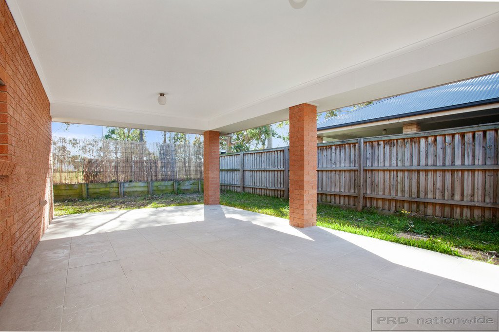 21 Honeysuckle Drive ABERGLASSLYN 12