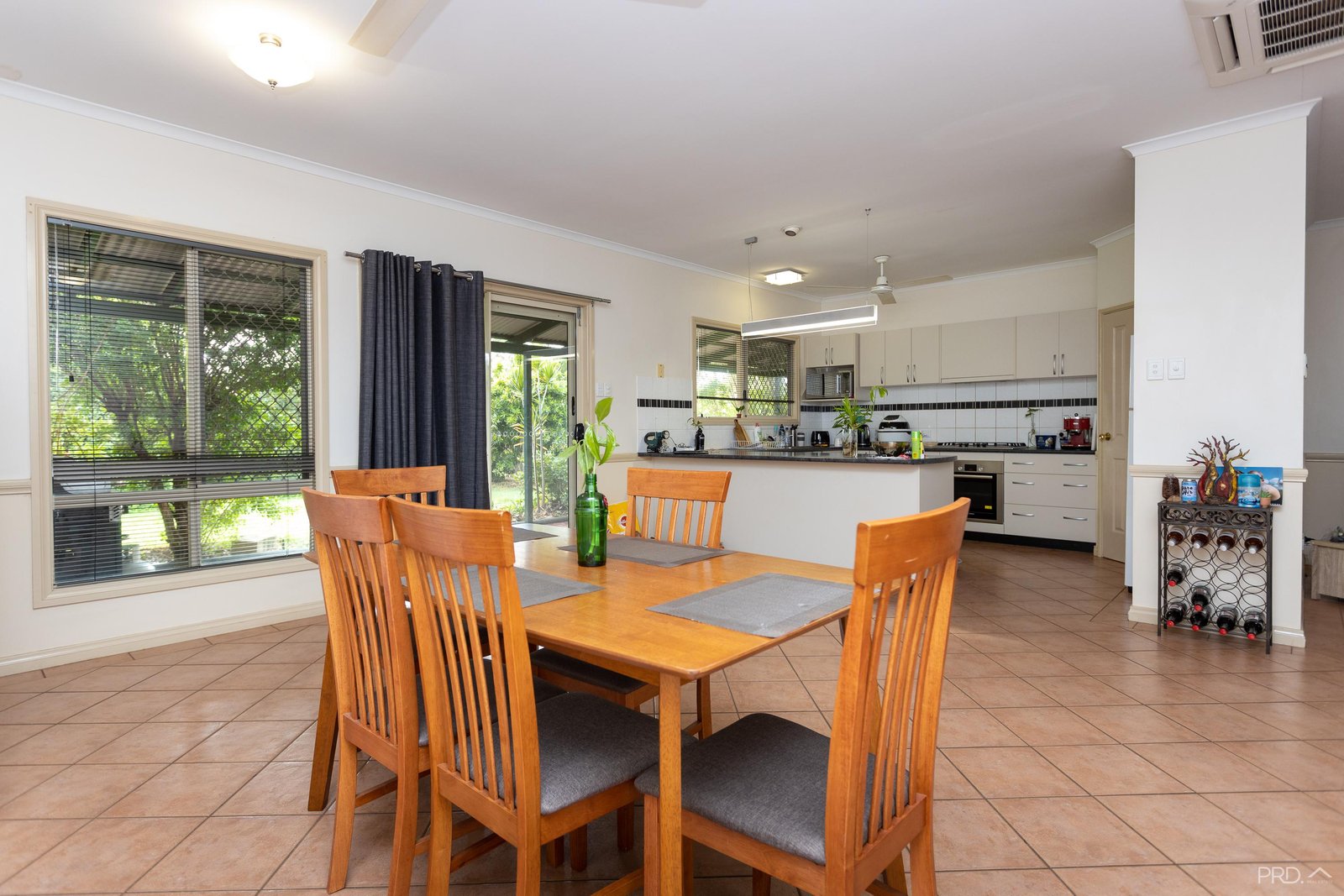21 Howe Drive CABLE BEACH 22