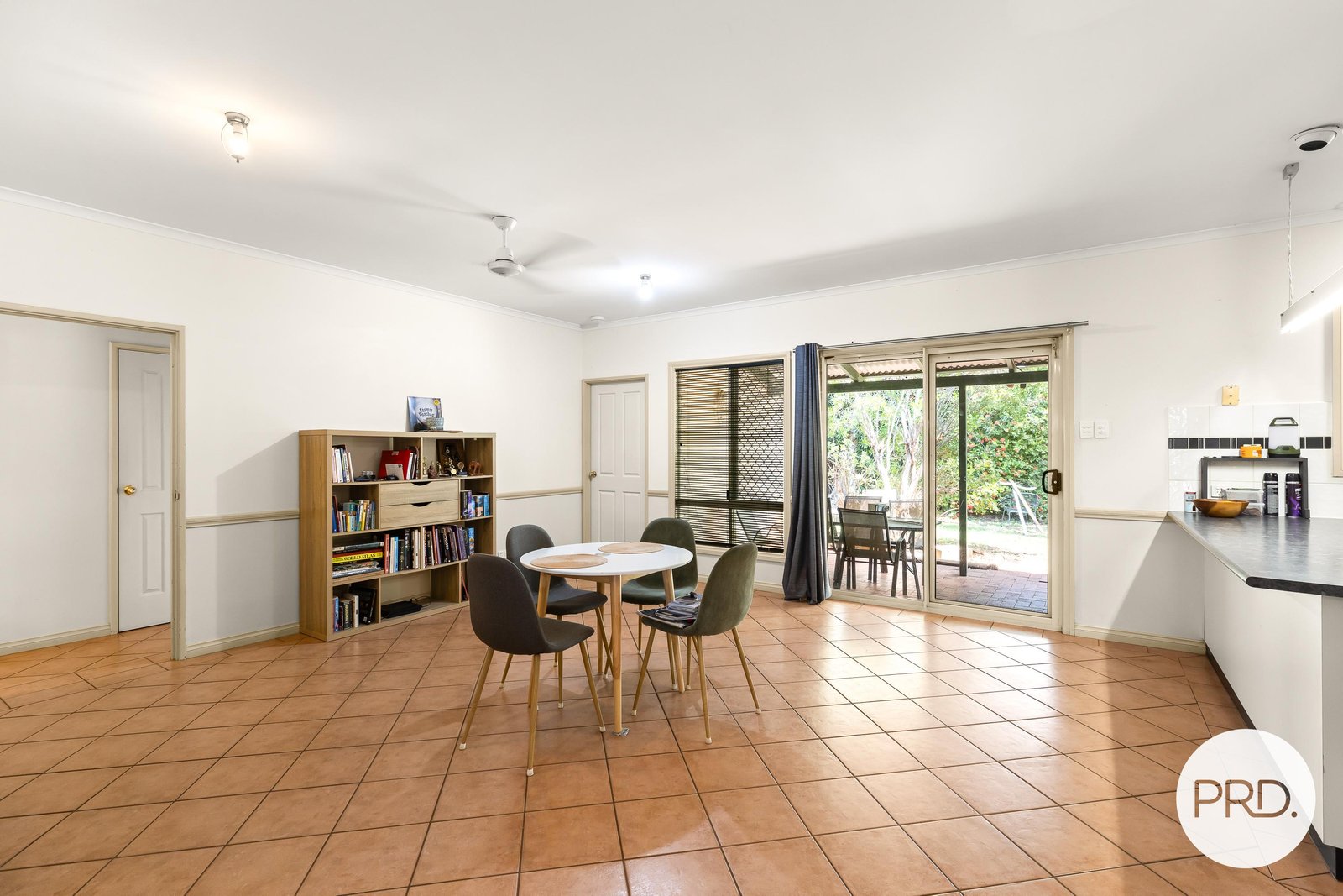 21 Howe Drive CABLE BEACH 22