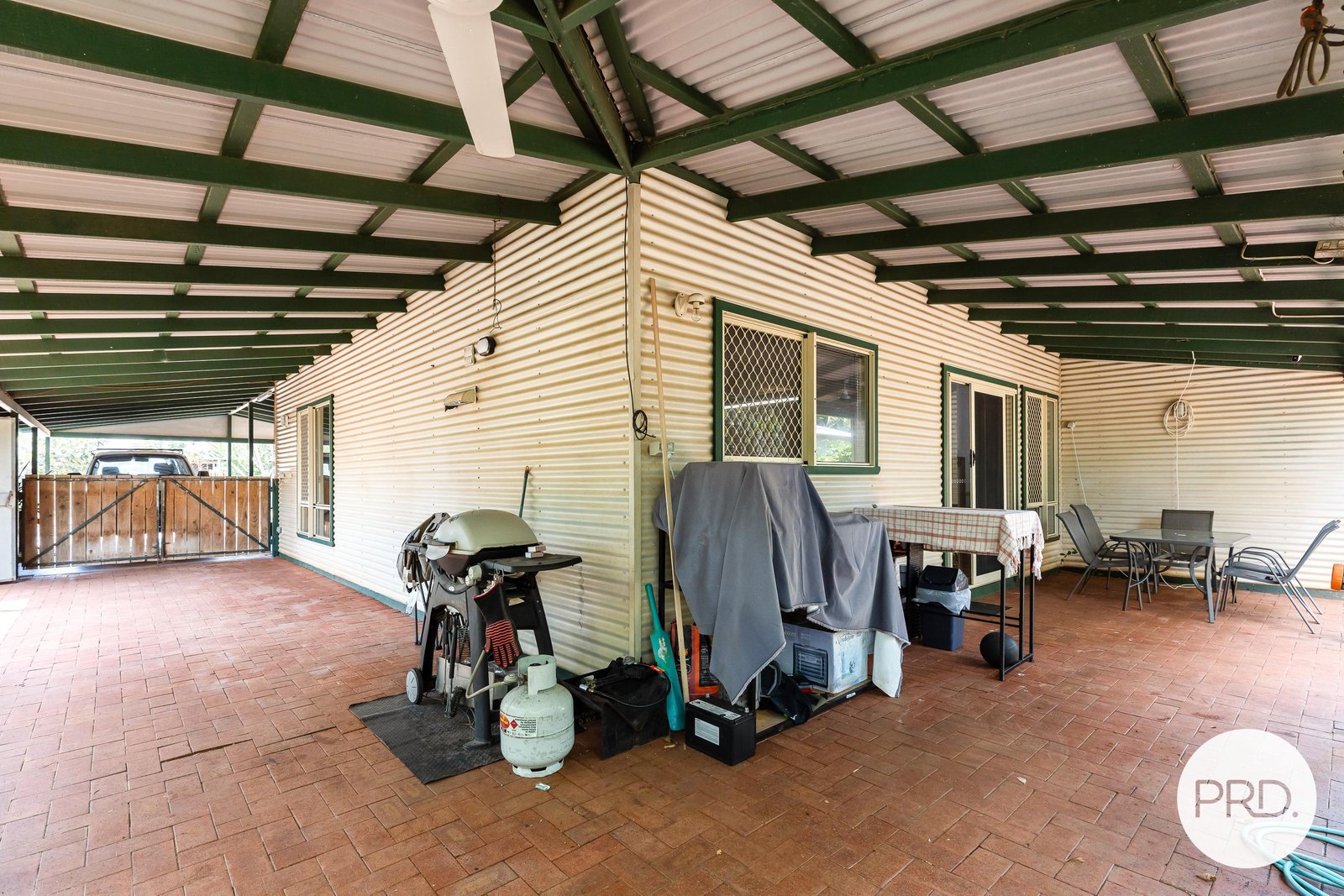 21 Howe Drive CABLE BEACH 26