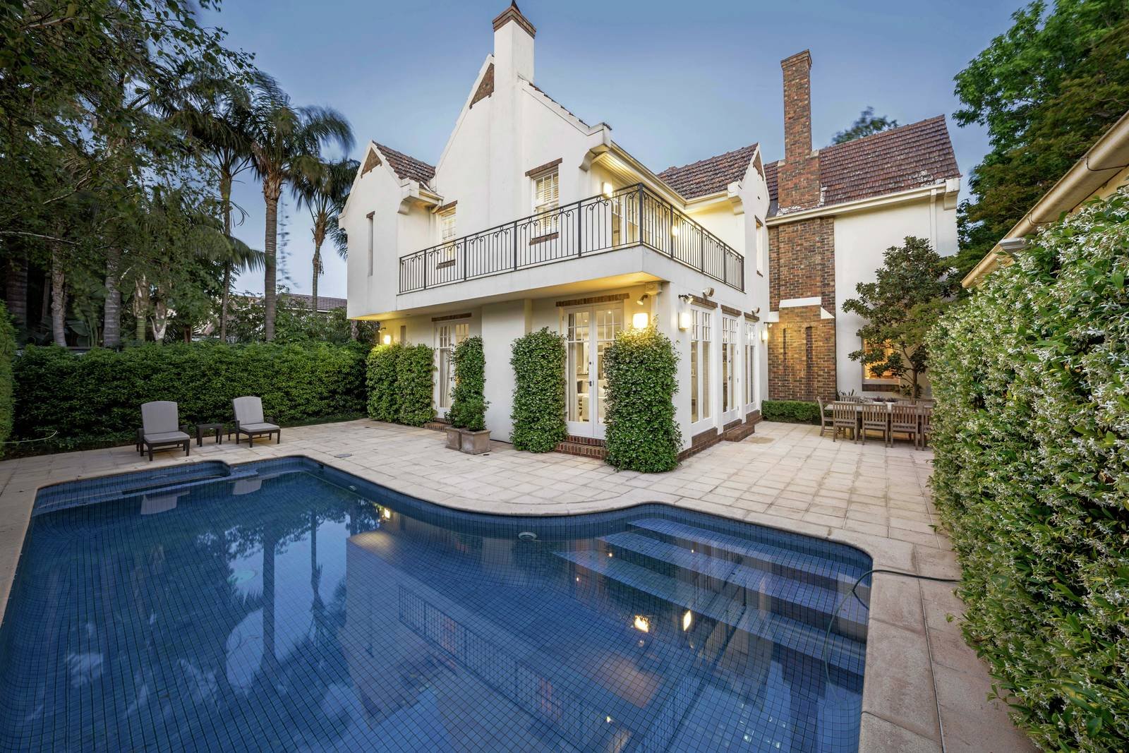 21 Huntingfield Road, Toorak, VIC