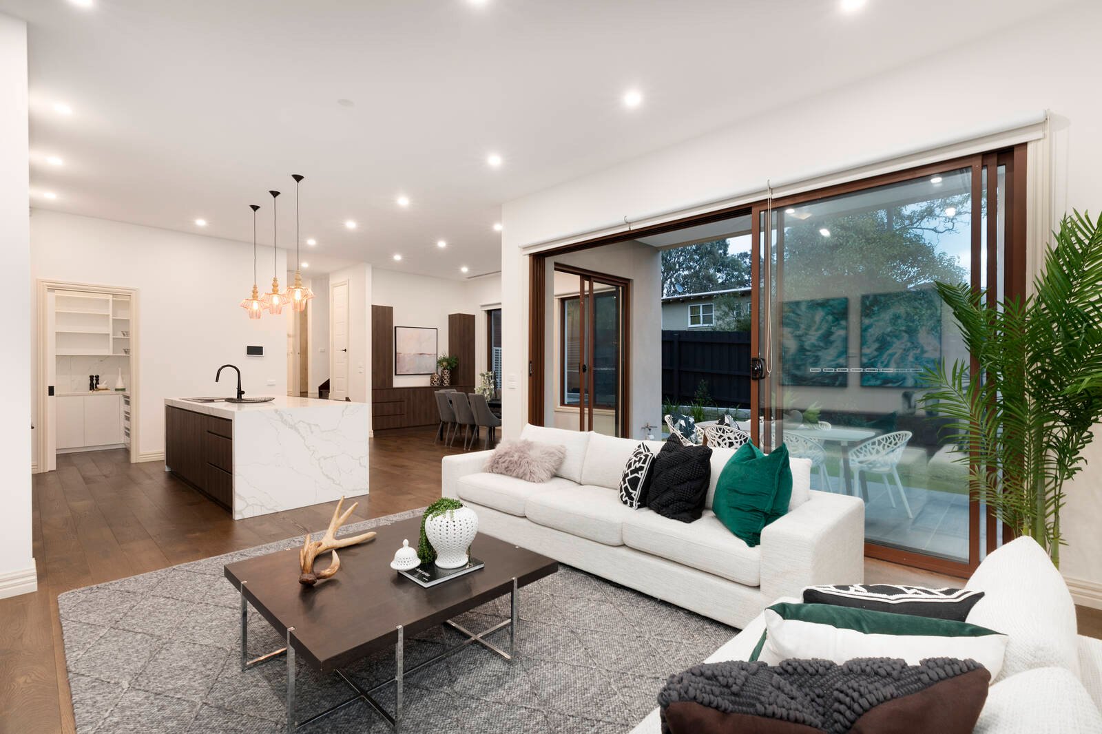 Real Estate and Property in 21 Ians Grove, Templestowe Lower, VIC