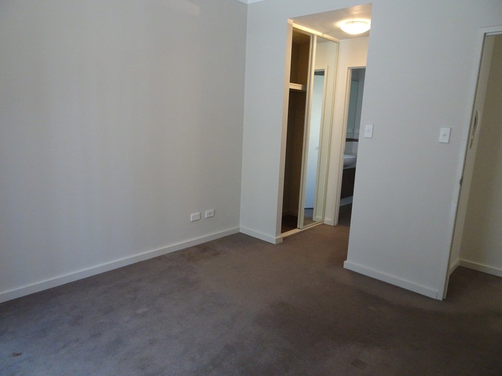 2/1 Ibera Way SUCCESS 7