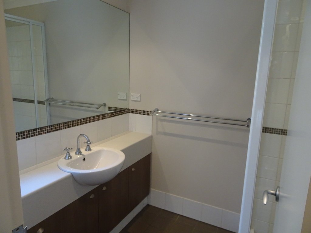 2/1 Ibera Way SUCCESS 8