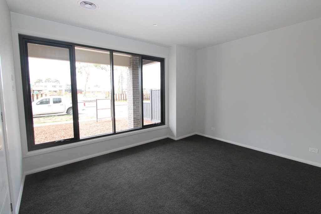 21 Insignia Boulevard ALFREDTON 3