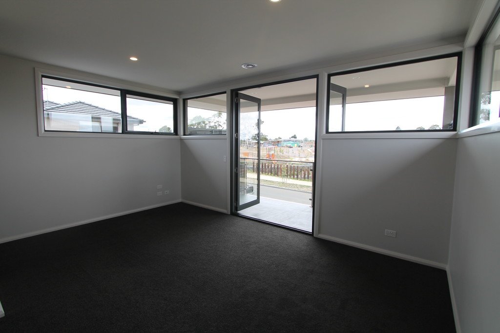 21 Insignia Boulevard ALFREDTON 24