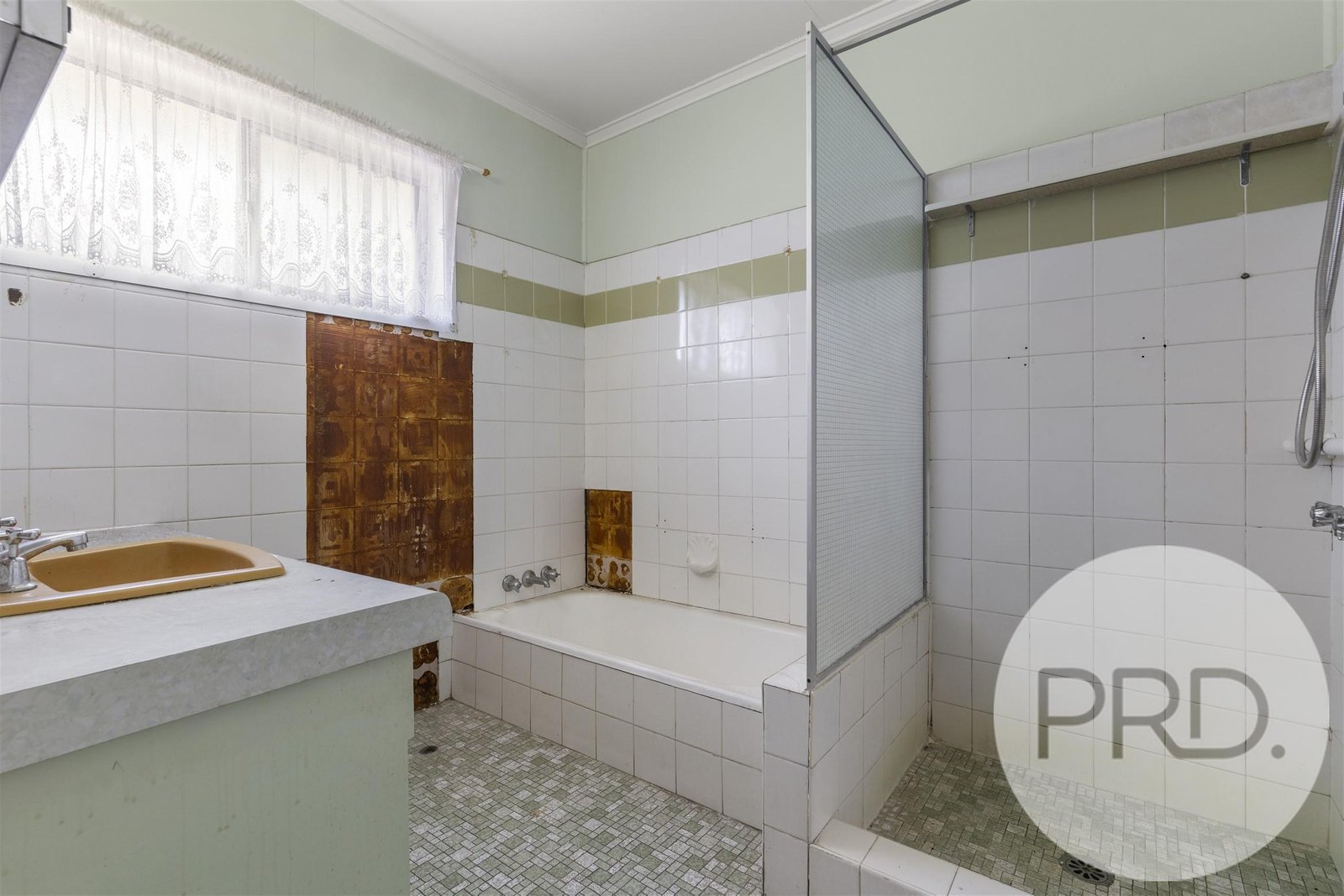 21 Inwood Street WOOLOOWIN 10