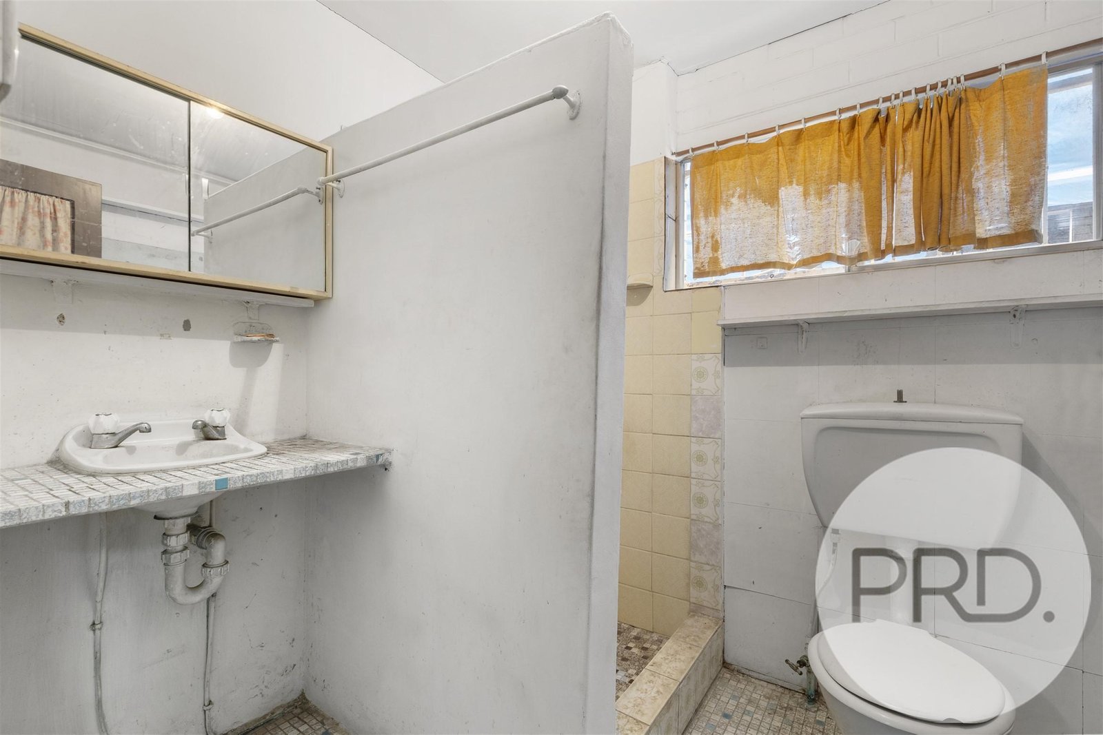 21 Inwood Street WOOLOOWIN 14