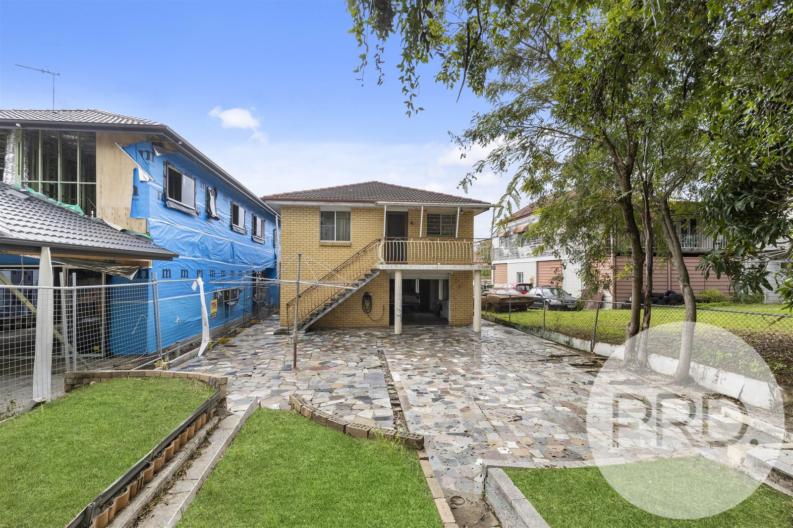 21 Inwood Street WOOLOOWIN 16