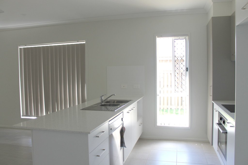 21 Jardine Street BOYNE ISLAND 5