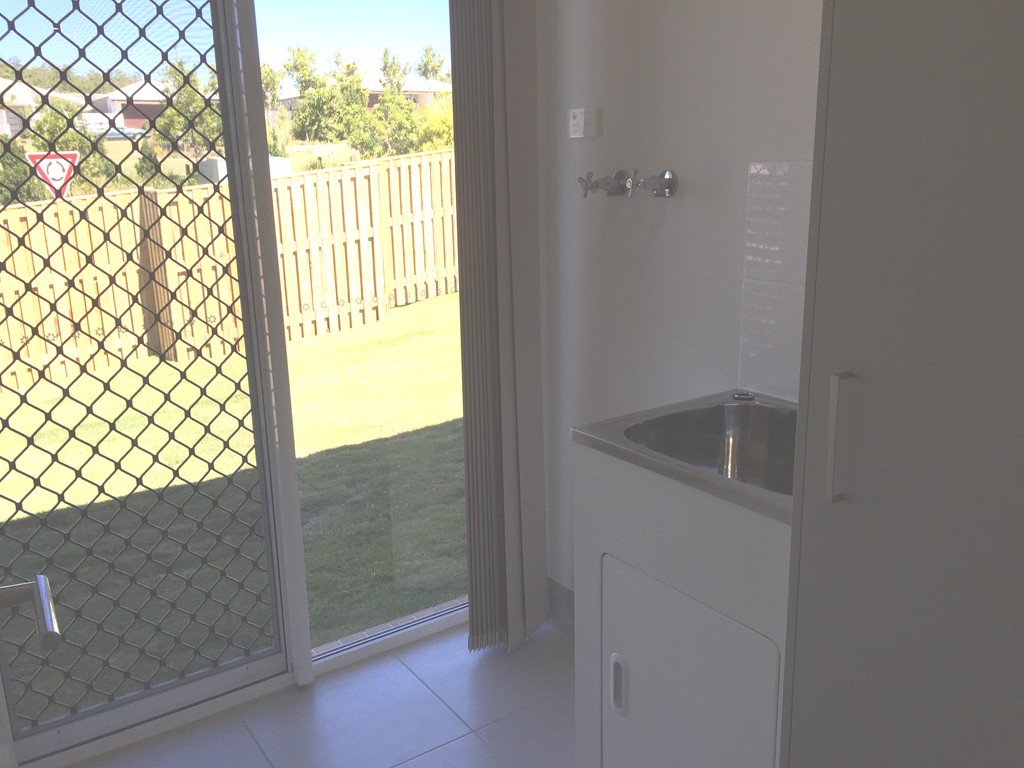 21 Jardine Street BOYNE ISLAND 8