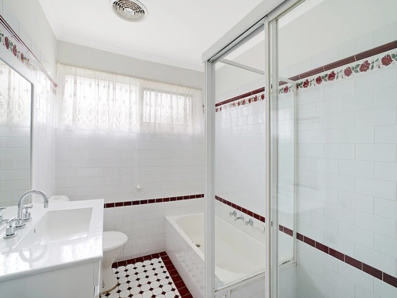 21 Jarndyce Avenue AMBARVALE 5