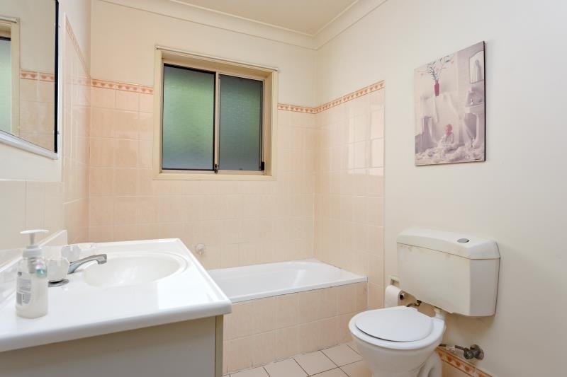 2/1 Jennifer Place WAGGA WAGGA 6