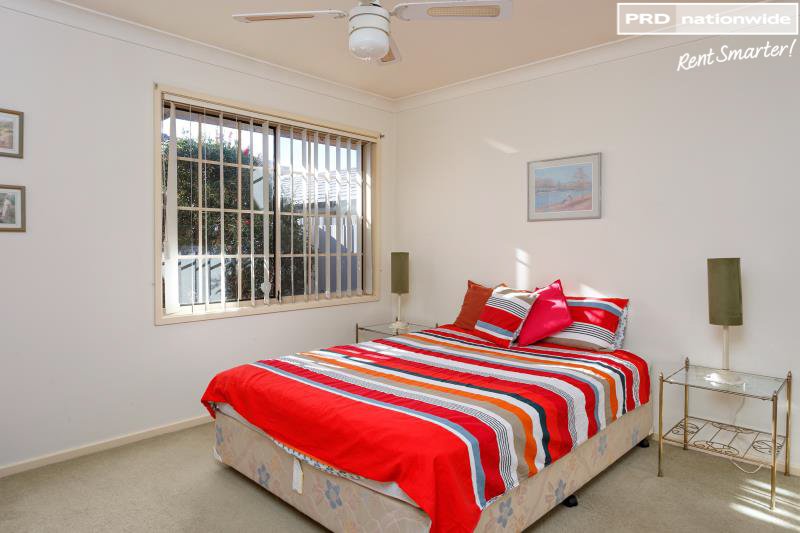 2/1 Jennifer Place WAGGA WAGGA 6