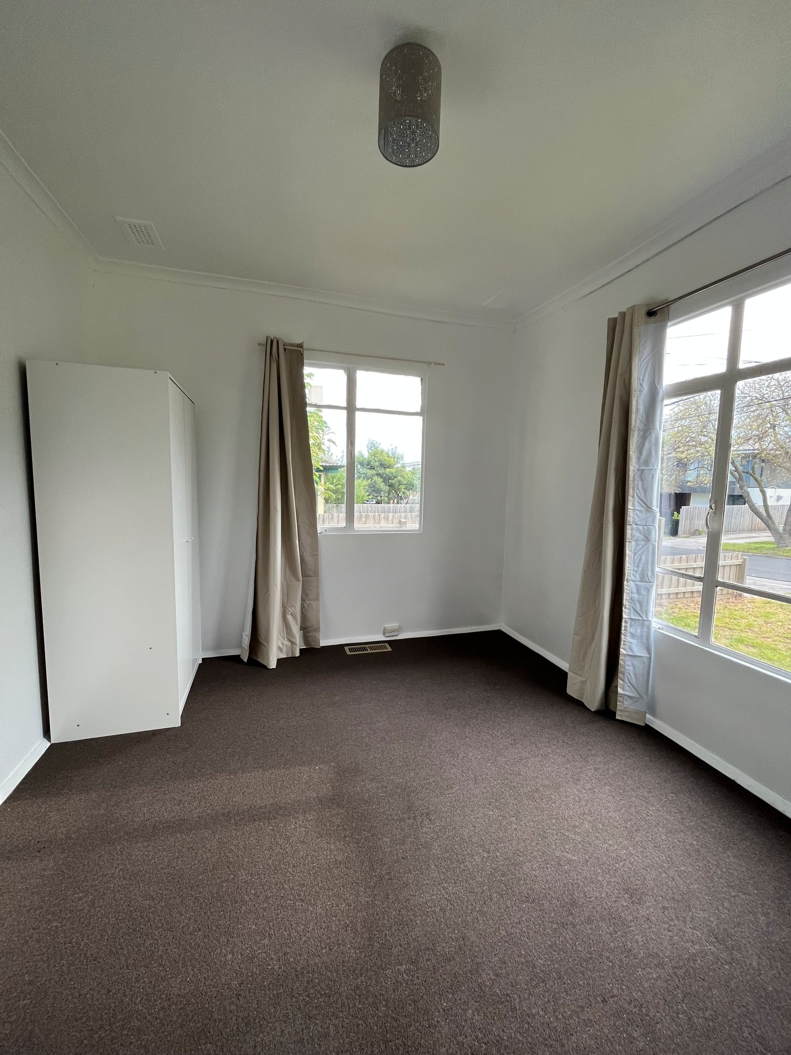 Gallery: 21 Jindabyne Avenue