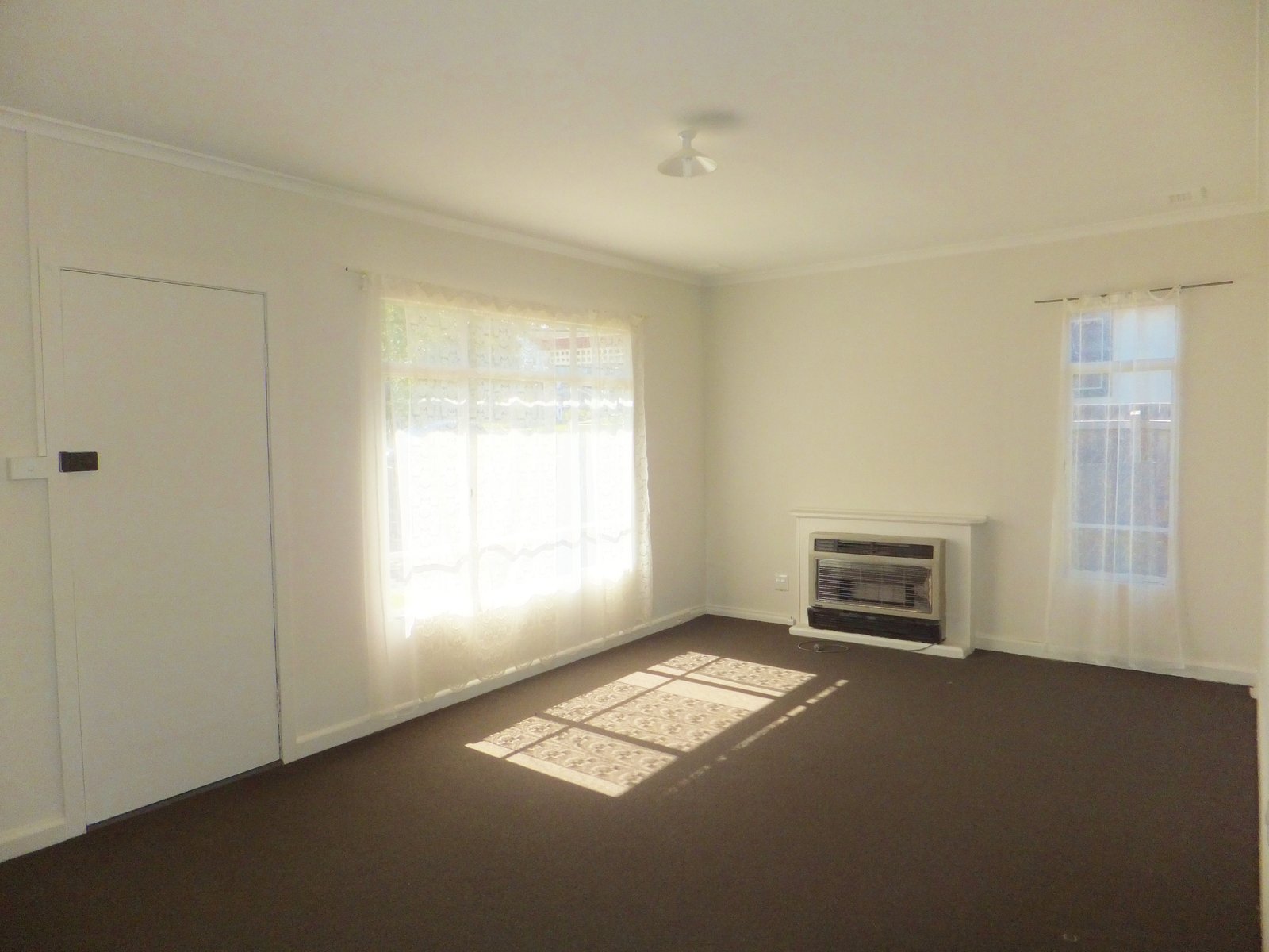 Gallery: 21 Jindabyne Avenue